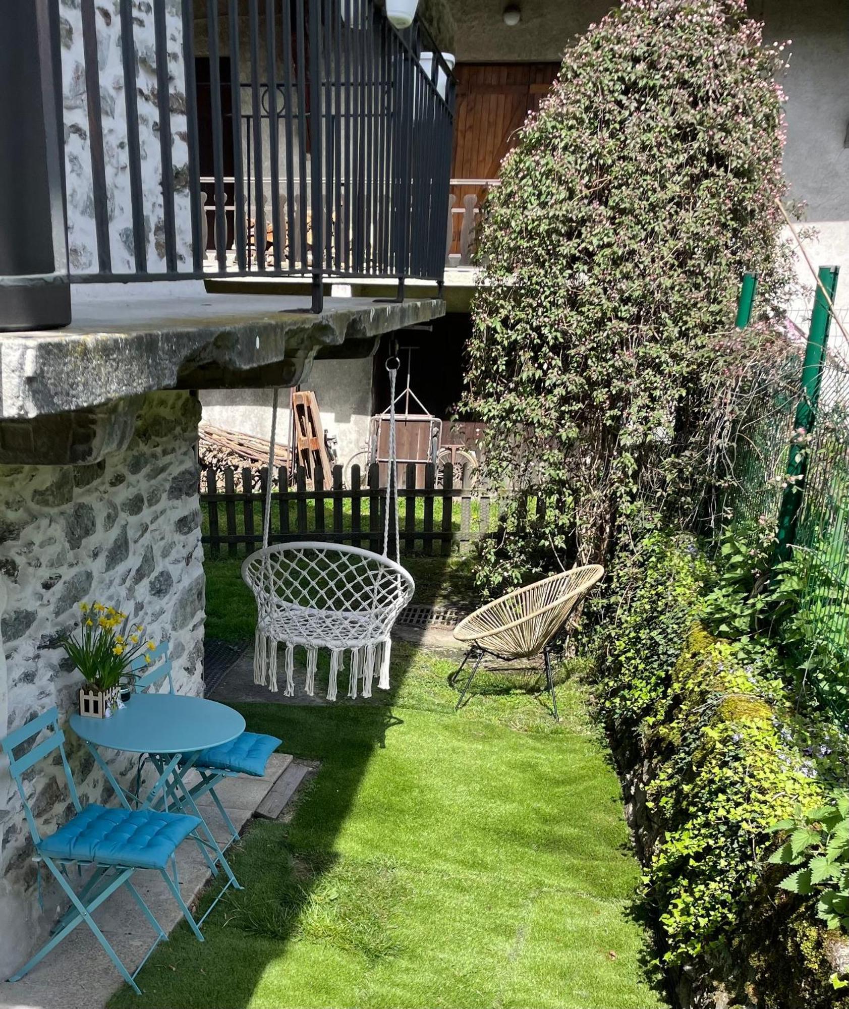 La Tour Charmant Tres Bien Situe Minimum 2 Nuits Merci Tours-en-Savoie Экстерьер фото